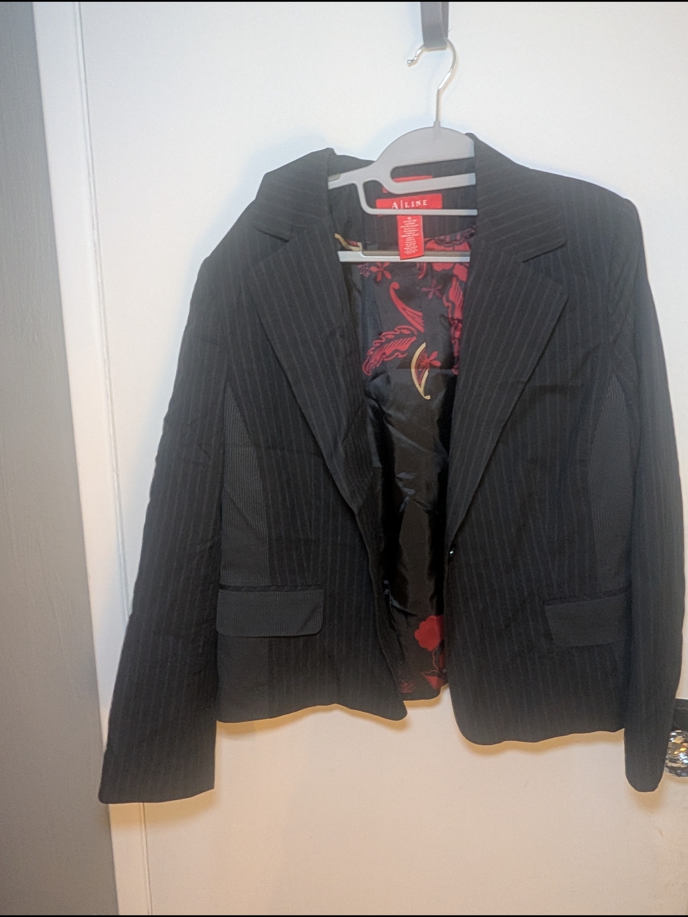 Women's Black Pinstripe Blazer with Floral Lining - Picture 2 of 8